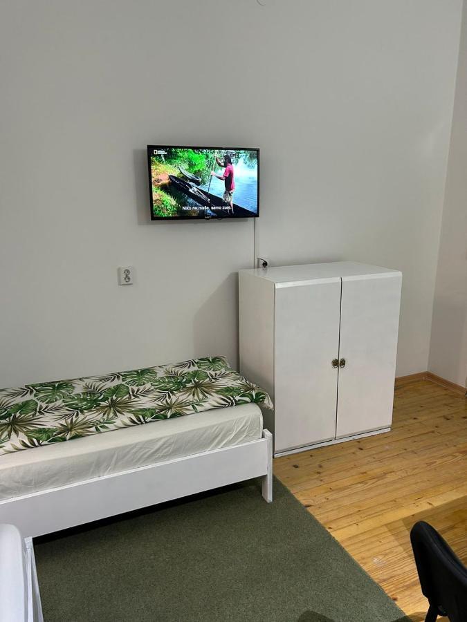 Guesthouse Hurma Rooms سراييفو الغرفة الصورة